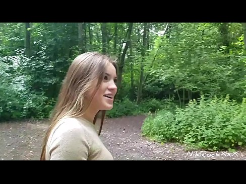 ❤️ Би Эвелина руу олон нийтийн газар овоолохыг санал болгосон! Тэр тийм гэж хэлсэн. Дараа нь би түүний өгзөг, аманд нь булцууг нь илбэв. Дараа нь тэр өөрөө уурлав. ️ Шударга гэдсээр видео манайд ❌️
