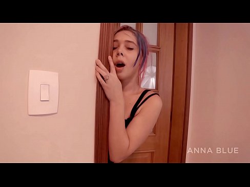 ❤️ Би ах руугаа буцаж ирлээ. Би түүний найз охинтой бэлгийн харьцаанд орсон. лесби нөхөн төлбөр. ️ Шударга гэдсээр видео манайд ❌️